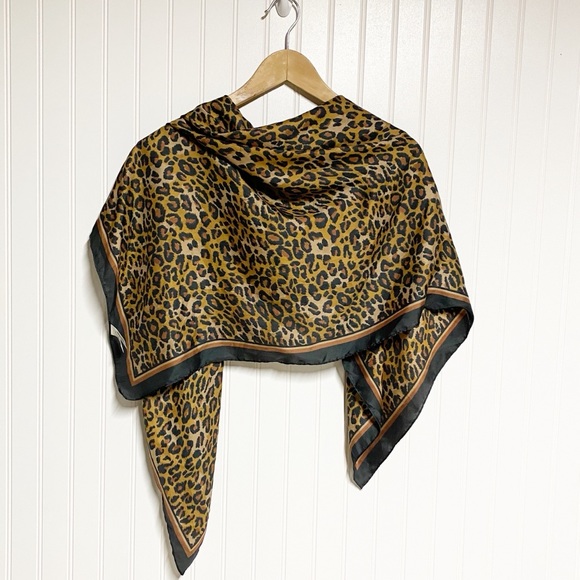 Leopard Animal Print Blanket Size Scarf - Picture 2 of 2